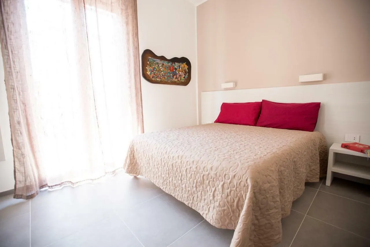 White Asses Rooms Кастелламмаре-дель-Голфо